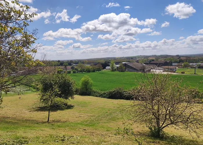 Gite De La Tride 1 Avec Terrasse Proche Du Centre
